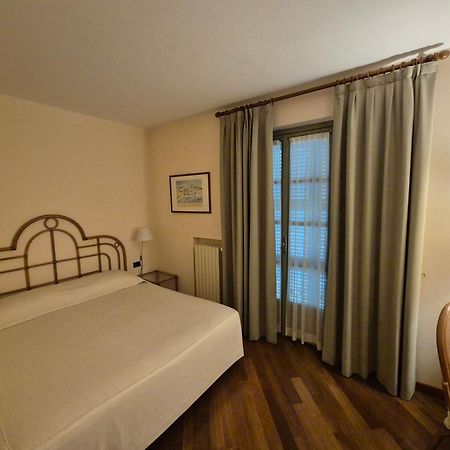 Locanda Del Boscogrande Montegrosso d'Asti Luaran gambar