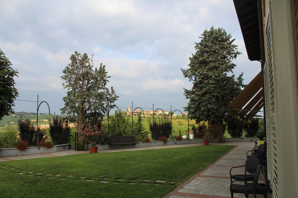 Locanda Del Boscogrande Montegrosso d'Asti Luaran gambar