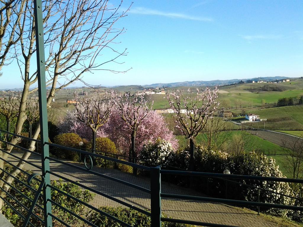 Locanda Del Boscogrande Montegrosso d'Asti Luaran gambar