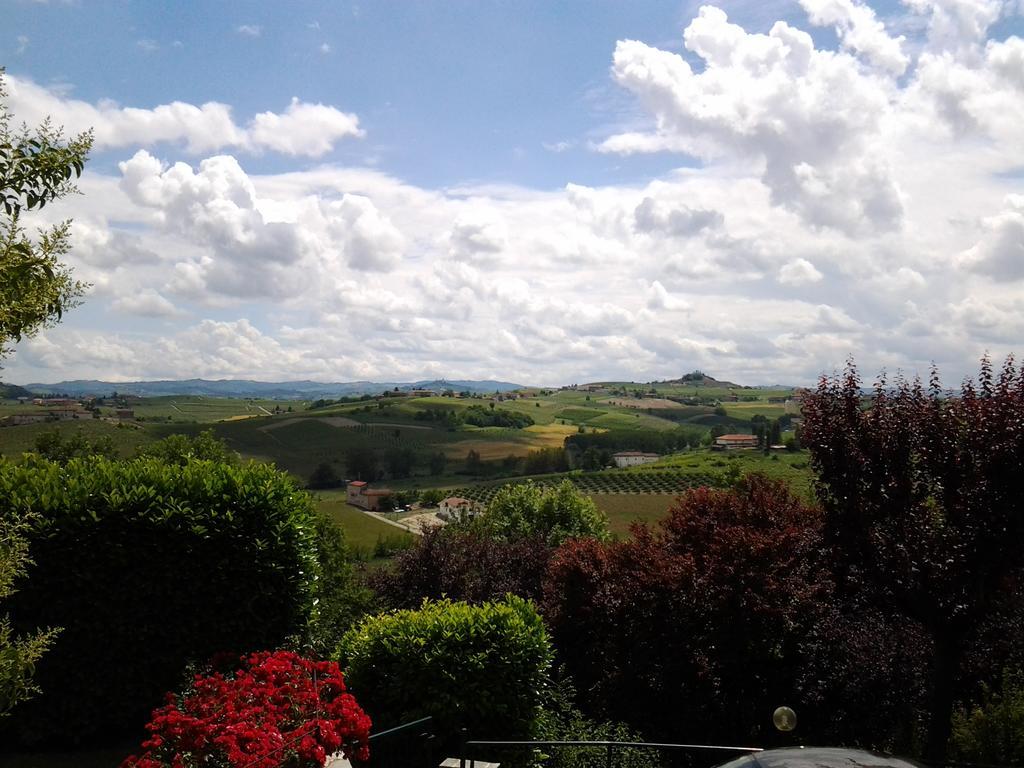 Locanda Del Boscogrande Montegrosso d'Asti Luaran gambar