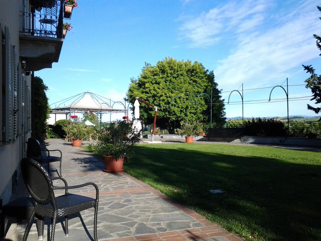 Locanda Del Boscogrande Montegrosso d'Asti Luaran gambar