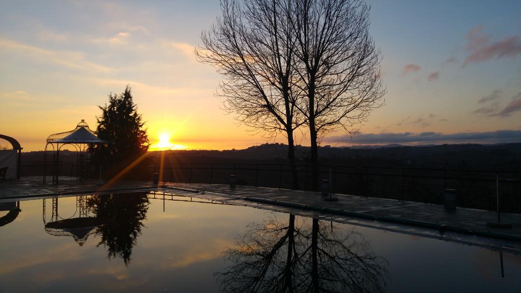 Locanda Del Boscogrande Montegrosso d'Asti Luaran gambar
